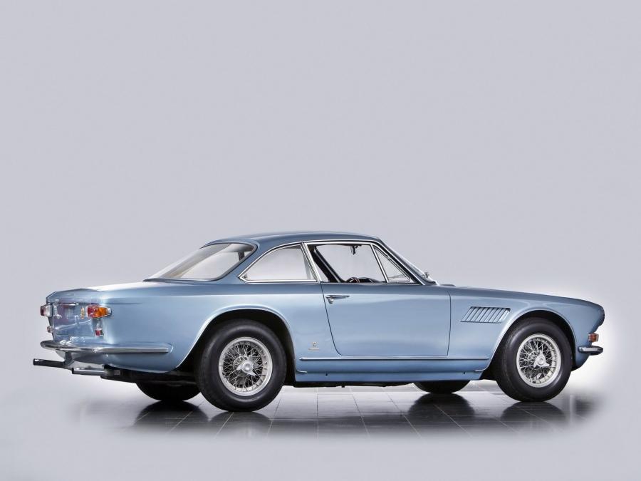  Maserati Sebring 2+2 1965 года  (фото 4 из 5)